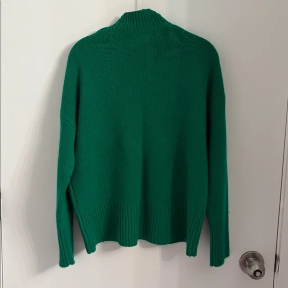From Future 100% Cashmere Green Mock Turtleneck Sweater - Picture 7 of 14